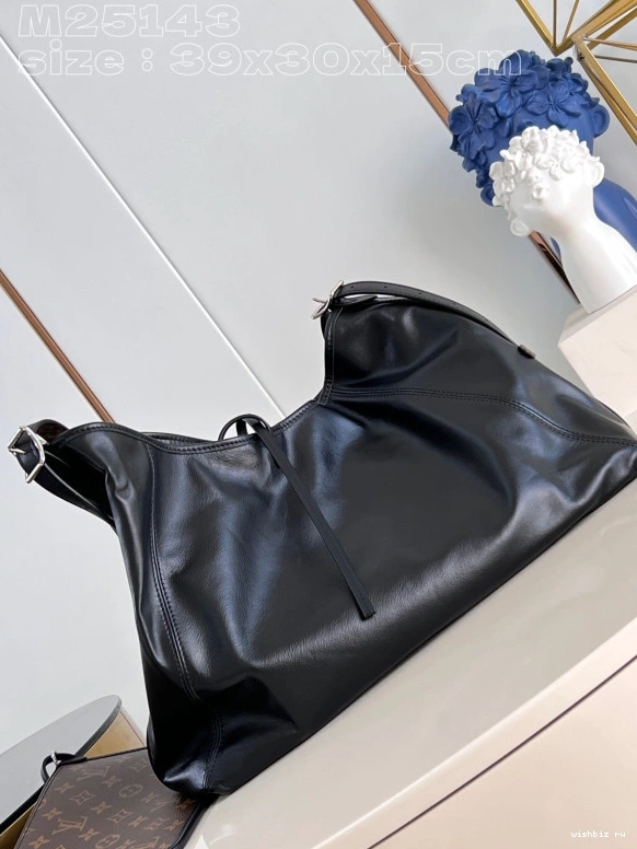 WIS x 15cm 30 CarryAll x 39 VUITTON LOUIS MM- 0303